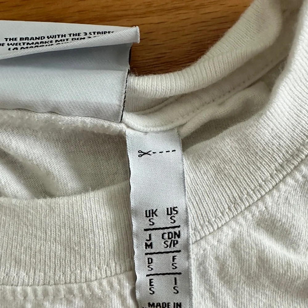 adidas Men's New York Graphic Tee (S)